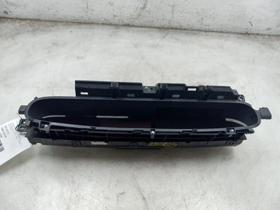 TOYOTA PRIUS TWO 12-13 1,8 L TRACCIÓN DELANTERA EN VELOCÍMETRO CUADRO DE INSTRUMENTOS  Foto 1 de 4