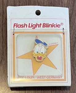 Vintage 1980s Donald Duck Flash Light Blinkie Toy Disney Scarce NIB - Picture 1 of 2