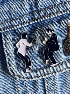 2 Pc Pulp Fiction Iconic Dance Scene Silver Plated Enamel Pin - Picture 1 of 3