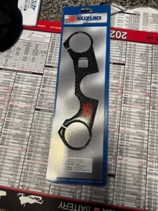 Nuevo fabricante de equipos originales Suzuki 99950-70334 Soporte Superior Cubierta de Reedición - Imagen 1 de 1