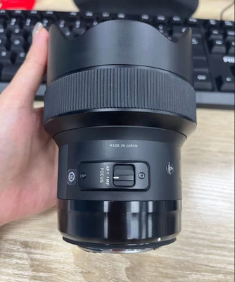 Lente Sigma 14 mm f/1,8 Art DG HSM para cámaras Canon con montura EF 95 % nueva Foto 1 de 4