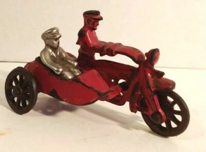 Hubley 1930's Cast Iron Motorcycle with Side Car - Picture 1 of 6