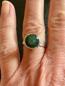 BNWT Indian Emerald Solitaire Ring in RhodiumPlated Sterling Silver 5CT size O - Picture 1 of 5