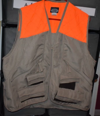 VINTAGE WFS SHOTGUN HUNTING VEST MEN'S LARGE MADE IN KOREA - Image 1 of 4