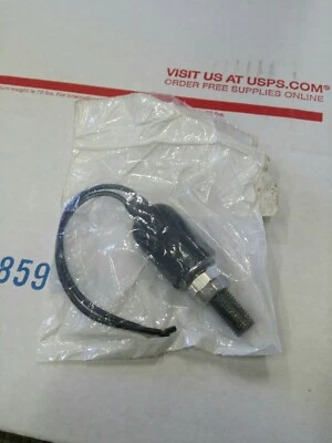 Can-Am Brake Switch 515175653 New OEM 2003-2020 TUNDRA EXPEDITION MRX Z SUMMIT  - Image 1 of 2