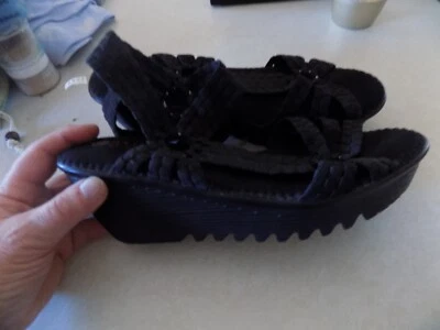 BM bernie mev. Women’s Black Wedge Sandals With Woven Upper 39 8.5 - Изображение 1 из 4