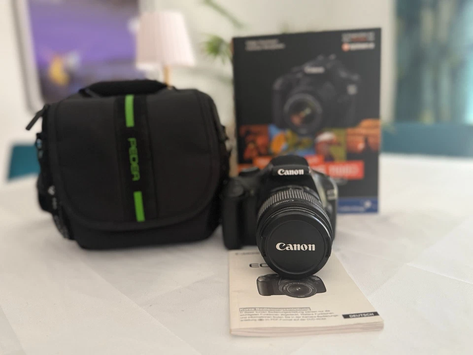 Canon EOS 1100D / EOS Rebel T3 12.2MP Digitalkamera - Schwarz (Kit mit EF-S III - Bild 1 von 1