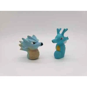 Seadra und Kingdra Fingerpuppe Figuren Bandai / US LAGER - Bild 1 von 3