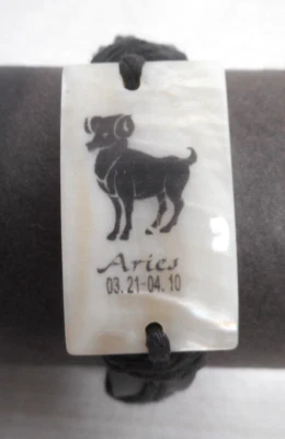 Pulseira ARIES Zodíaco Couro Preto Retângulo Madrepérola Ajusta Astrologia - Imagem 1 de 4