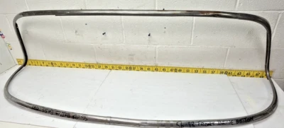 Juego de molduras de parabrisas exterior OEM GM con clip 1955-56 Oldsmobile 2 puertas HT (TB-B) Foto 1 de 4