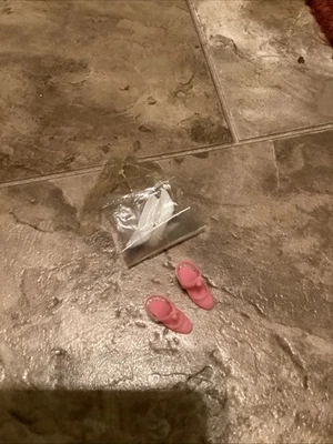 BARBIE каблуки розовый лодыжки ремень сделано в Тайване 80-х кукла обувь суперзвезда эпохи + насосы - Изображение 1 из 4