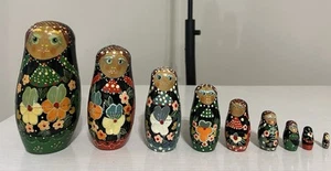 Matryoshka Black Floral Russian Nesting Dolls Set of 9 Green Red Blue Wooden - Picture 1 of 12