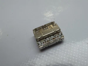 Apple Macbook Pro 13" A1502 USB Buchse vom Mainboard Mid 2014 #4243 - Picture 1 of 3