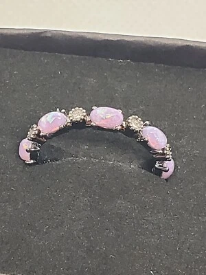 Anillo de ópalo sintético púrpura, lindo pequeño piedra ovalada metal negro talla 9 Foto 1 de 4