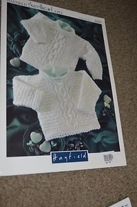 Hayfield Knitting Pattern 4609 Sweetheart 4 Ply Sweater 12-22" - Picture 1 of 1