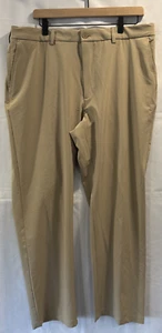 Roundtree & Yorke Perfomance Work Play Men's Size 36 x 29 Khaki Flat Front Pants - Picture 1 of 12