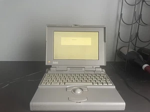 Apple Macintosh PowerBook 180 - Photo 1/6