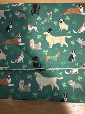 Tela Tradiciones Día de San Patricio Perros en Verde 100% Algodón Foto 1 de 4