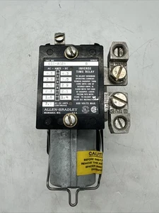 Allen-Bradley 810-A02A Ser B (2498) - Picture 1 of 5