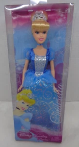 Disney CINDERELLA Sparkling Princess Neu Barbie Puppe #R4840 Mattel 2009 Neu in OVP - Bild 1 von 4