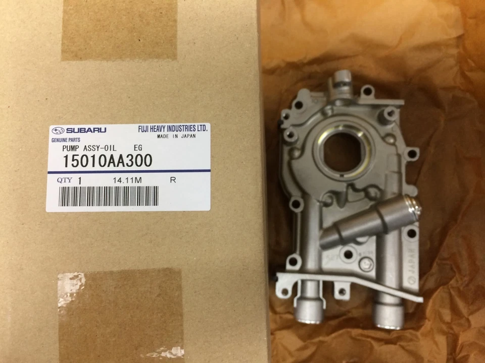 Bomba de aceite genuina OEM Subaru 10 mm WRX STi Legacy Forester Impreza 15010AA300 Foto 1 de 2