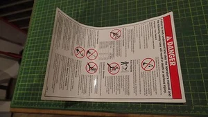 RICAMBI ORIGINALI GENIE 97890 PERICOLO REGOLE GENERALI DI SICUREZZA DECAL ASSEMBLAGGIO, N.O.S - Foto 1 di 1