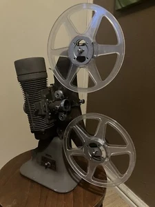 Bell & Howell Gaumont 8mm Projector Model 606 - Photo 1/7