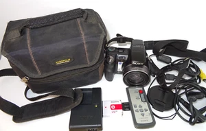 Sony Cyber-shot DSC-H9 8.1MP 15X Optical Zoom Digital Camera Tested - Picture 1 of 24