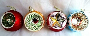 LOT of 4 RETRO VINTAGE..3" ROUND..GLASS..ORNAMENTS - Picture 1 of 5