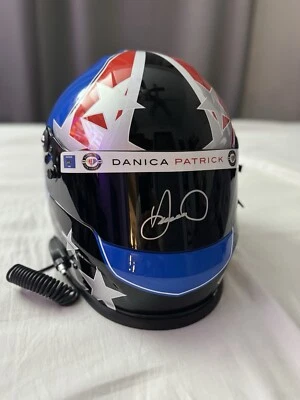 Casco destacado profesional personalizado de tamaño completo firmado por Danica Patrick NASCAR Foto 1 de 4