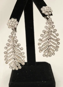Vintage Feather/Leaf Articulated Rhinestones Silver Tone Clip On Earrings 2.75"L - Picture 1 of 11