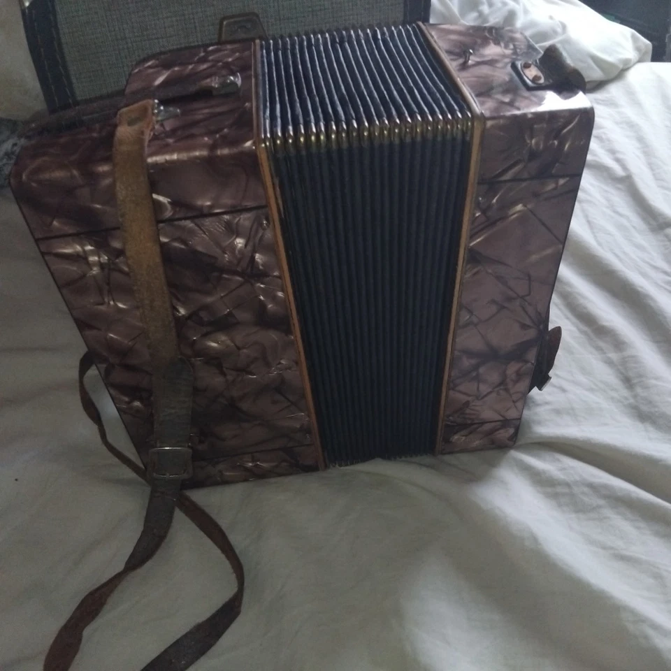 Acordeón botón Hohner vintage en C F - Imagen 1 de 4