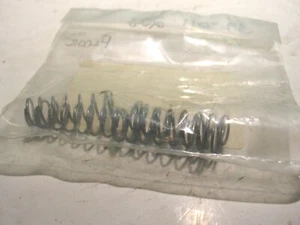 NIB 4PCS SPRING .600 OD X 1.72"L .54" WIRE DIA 12 LBS/IN P8385 - Bild 1 von 2