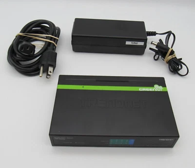 TRENDnet  TPE-TG50g 5-Port Gigabit  PoE+ Ethernet Switch WITH Power Adapter - Image 1 of 4