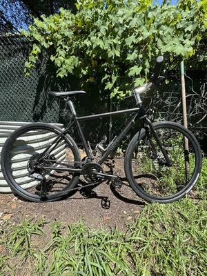 Bicicleta de turismo Velo Orange Pass Hunter 650b gravel/light Foto 1 de 4