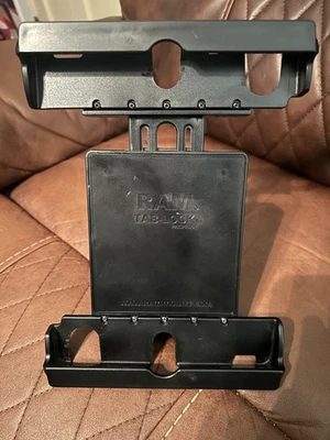 RAM Tab-Lock  9"-10.5" Tablet with Heavy Duty Cases, WITH MOUNT and KEYS! - Image 1 of 4