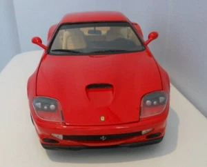 UT Models Ferrari F550 Maranello 1:18 scale model Red Boxed - Picture 1 of 12