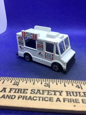 Hot Wheels 1983 Good Humor Truck Red Stripes N.mint - Image 1 of 4