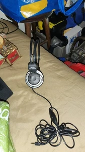 Controlador de volumen en línea para auriculares estéreo Fender con cable - Imagen 1 de 6