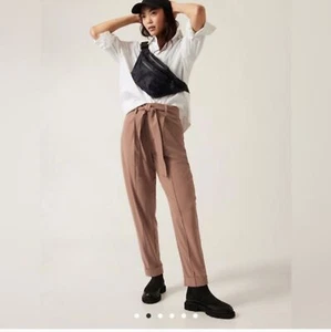 Athleta The Cardiff Pant Straight Leg Wrinkle Resistant Office Travel Pant 10T - Picture 1 of 15