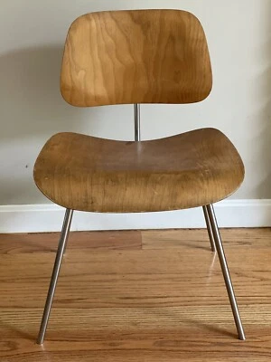 复古 Eames 餐椅 DCM 模制胶合板 Herman Miller — 第 1/4 张图片