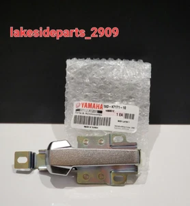 OEM YAMAHA VIKING VIKING 6 YXM YXC 2014-2015 BODY LATCH DOOR HANDLE 1XD-K7171-10 - Picture 1 of 2
