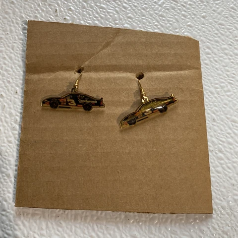 Dale Earnhardt  Earríngs #3 car VTG Cover