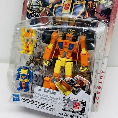 AUTOBOT SCOOP Transformers Generations IDW Thrilling 30th Anniversary 2013 - NEW - Image 1 of 4