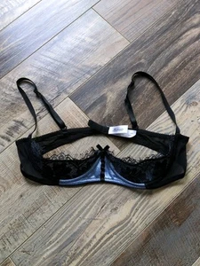 Frederick's of Hollywood Fancy Grey Black Lace Bra Underwired Size 14 1/4 Cup - Picture 1 of 5
