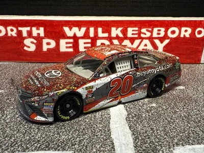 Erik Jones #20 Daytona 2018 primera victoria NASCAR Lionel 1/64 diecast suelto Foto 1 de 4