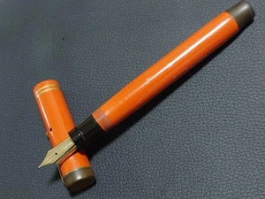 Parker Duofold Senior Fountain Pen Big Red - Picture 1 of 15