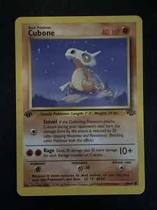Pokémon 1° EDIZIONE Cubone #50/64 Comune - Set Giungla 1999 - Condizioni LP - Foto 1 di 2