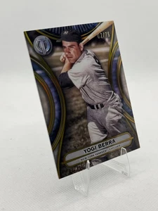Yogi Berra 2025 Topps Tribute - #1 #’d 62/75 New York Yankees SP - Bild 1 von 4