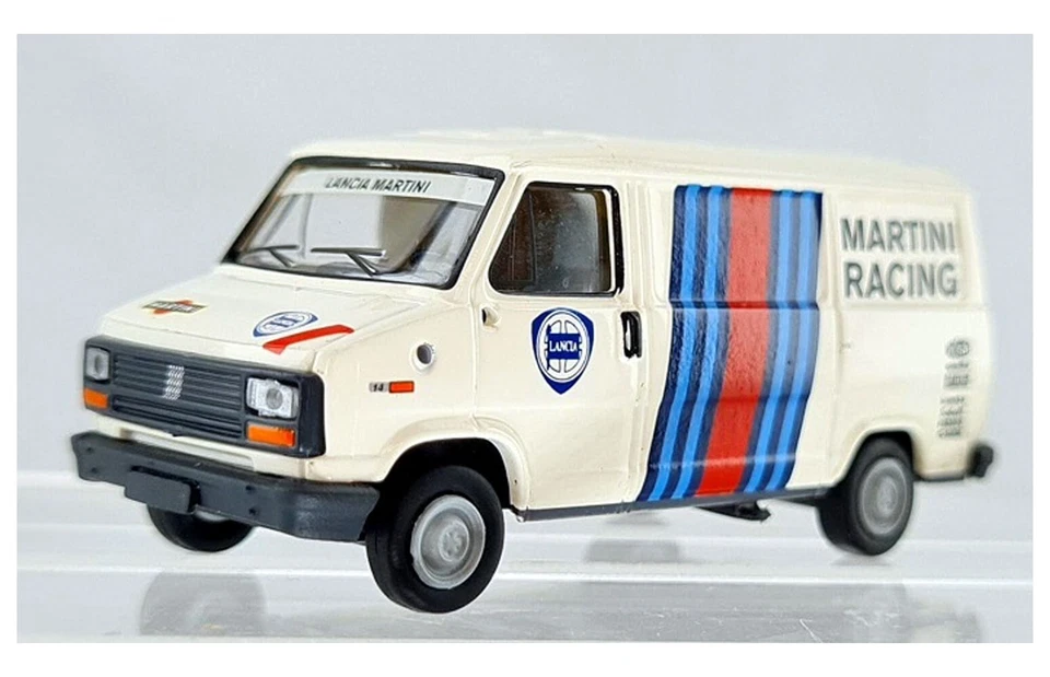 BREKINA PIBK34918 Fiat Ducato Martini Racing Scala H0 1:87 - Immagine 1 di 1
